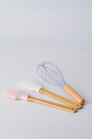 ÜÇLÜ AHSAP SAPLI SILIKON SET